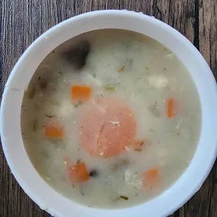 Chicken with white and wild rice soup