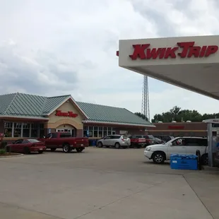 cars parked in front of the store