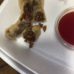 My burnt ass egg rolls that y&apos;all refuse to refund all seven of them look exactly like this