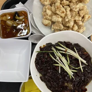 Spicy Black Bean Noodle