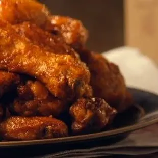 chicken wings and fried chicken, fried chicken wings, fried chicken, chicken, bbq wings, poultry, chicken wings, food, bbq chicken