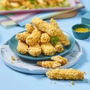 chicken wings and fried chicken, food