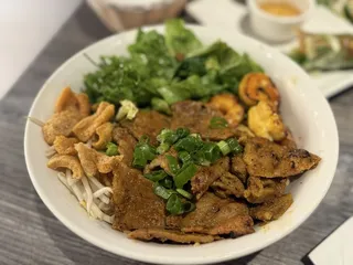 Pho Hue Oi