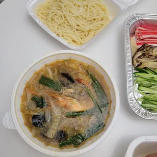 2. White Seafood Noodle Soup