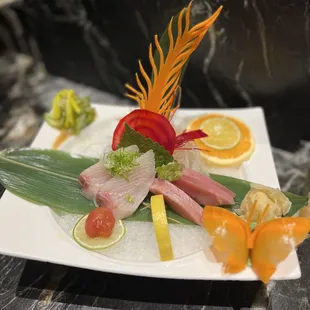 Assorted sashimi