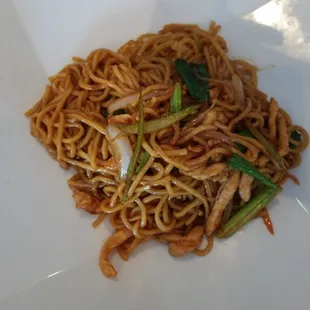 Chicken Lo Mein