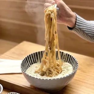 Cream Curry Udon -@hungry_beluwuga