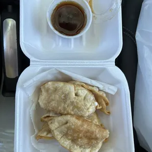 Gyoza (takeout)