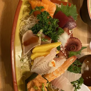 12 Pieces Sashimi Regular