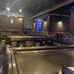 sushi and sashimi, interior