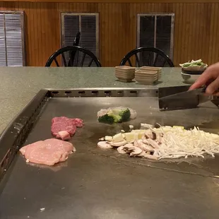 Steak, chicken, veggies