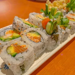 IG: @253Eater Spicy Salmon Roll