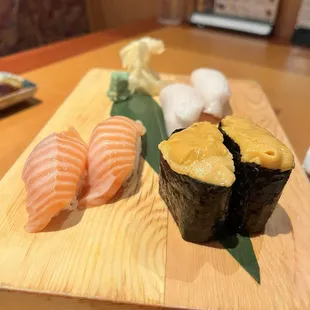 Salmon, white tuna and uni nigiri