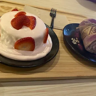 Rose Strawberry Milk Cupcake
