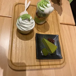 Ice cream, parfait and mini cheese cake