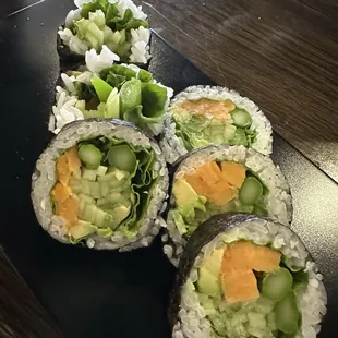 Veggie roll (sweet potato, aparagus, and avocado)
