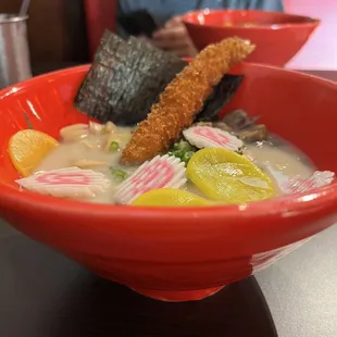 Ebi Tonkotsu