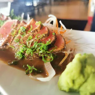 Pepper Tuna Sashimi