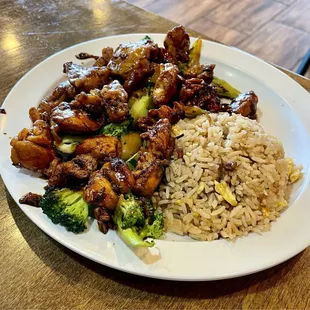 $10.95 Hibachi Lunch Special with no carrots - Great Deal!