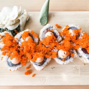Dynamite roll