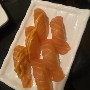 Salmon nigiri, spicy salmon nigiri