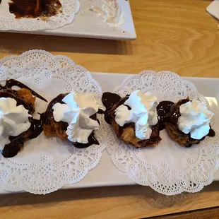 Amazing Fried Oreos (with light batter)