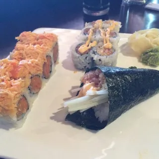 Spicy Salmon Hand Roll