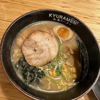 (4) Sapporo Miso Ramen (4)