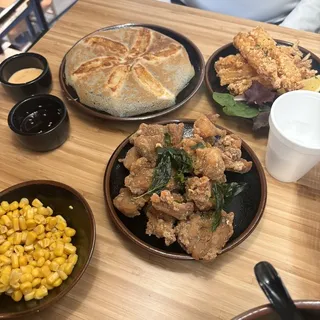 Pan Fried Gyoza Dumplings (6Pcs)