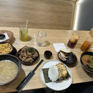 Steamed Pork Bao Buns