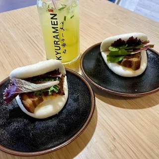 Steamed Pork Bao Buns (2Pcs)