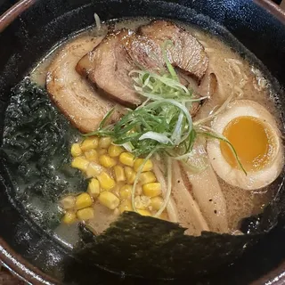 (1) Tokyo Tonkotsu Shouyu Ramen