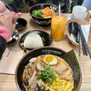 (8) Vegetable Ramen