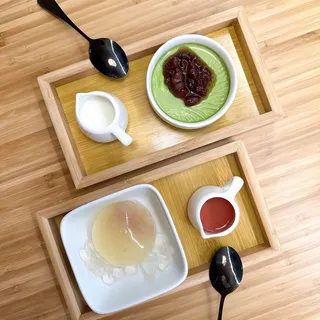 Matcha Pudding W. Red Bean