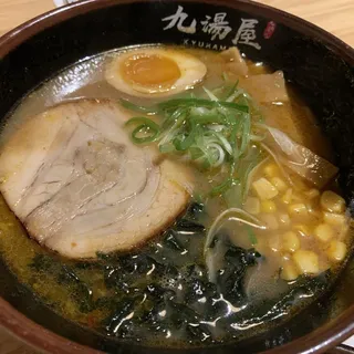 (4) Sapporo Miso Ramen (4)