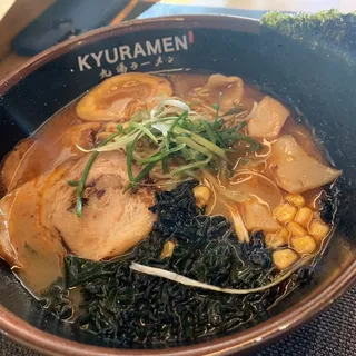(4) Sapporo Miso Ramen