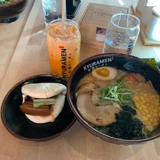 (5) Korean Kimchi Ramen