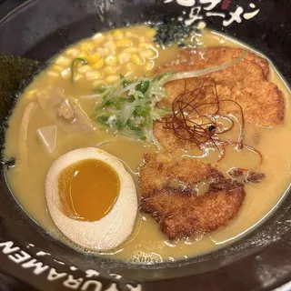 (7B) Curry Ramen W. Tonkatsu