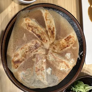 Deep Fried Gyoza Dumplings (6Pcs) (6Pcs)