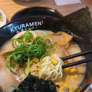(2) Katsuobushi Pork Ramen (2)