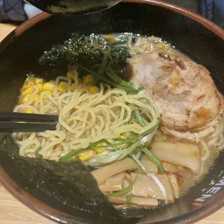 (3) Mega Ramen(Chashu&Shrimp) (3)
