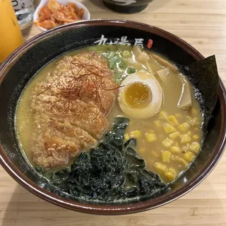 (7b) Curry Ramen W. Tonkatsu (7B)