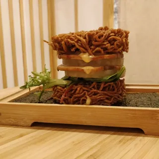 K4. Hawaii Chashu Rice Burger K4.