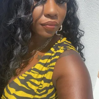 Jenaye A.