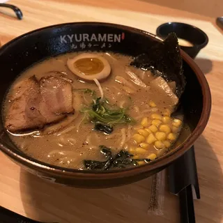 (1) Tonkotsu Shouyu Ramen