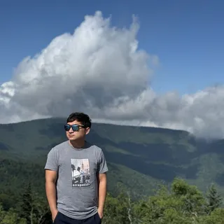 Nha N.