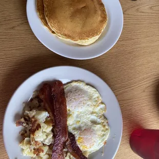 I-480 - pancakes, bacon, eggs and potatoes