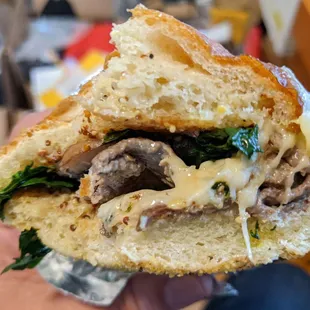 Tri-tip sandwich