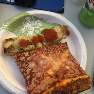 Garlic Bread Parmigiana