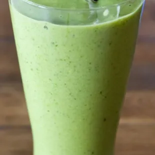 Green Machine Healthy and Delicious Smoothie!